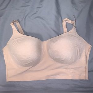 Pink Victoria’s Secret PINK sports bra